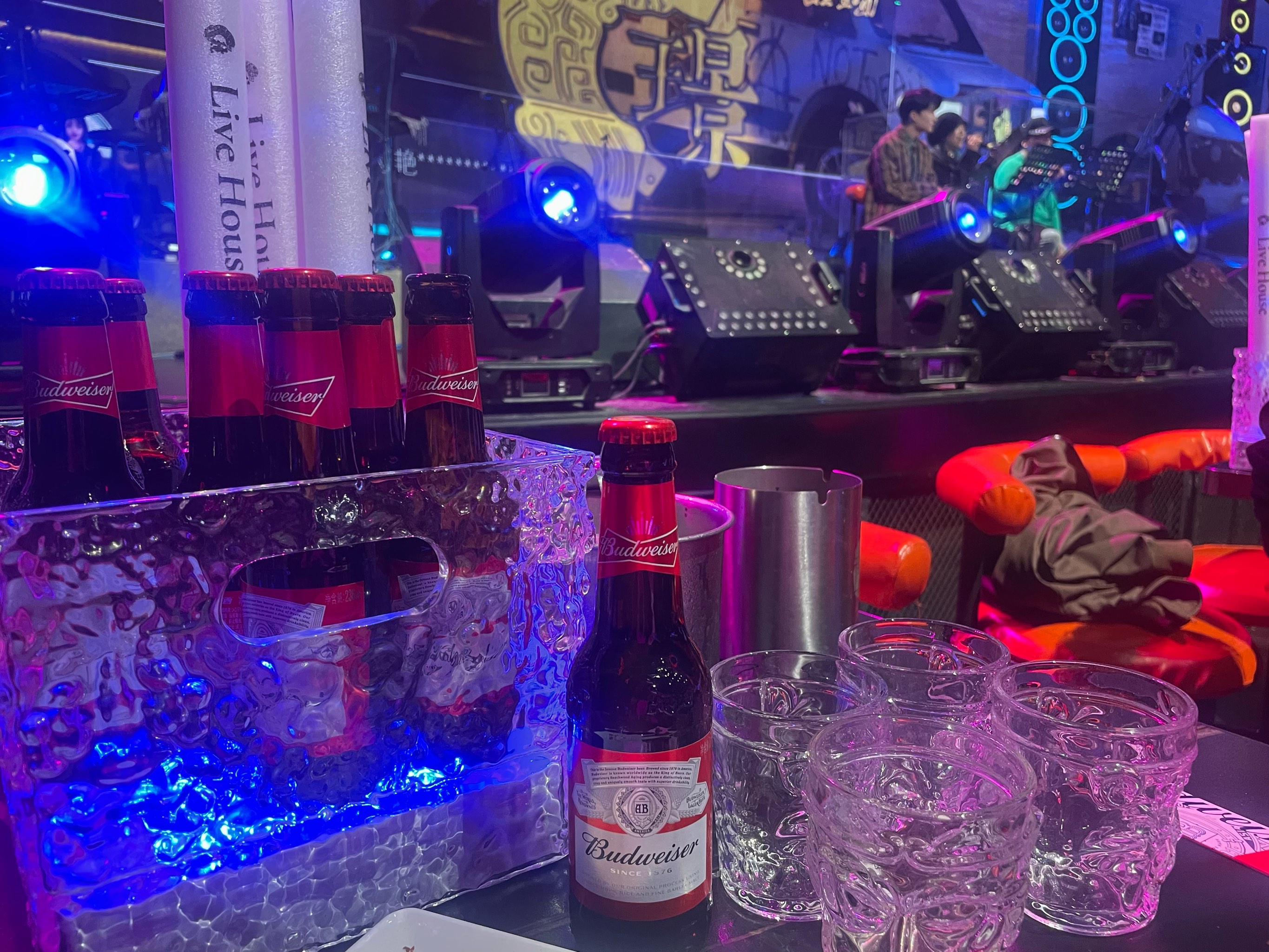 哈尔滨商务ktv划算吗实用指南-依兰县ktv预定